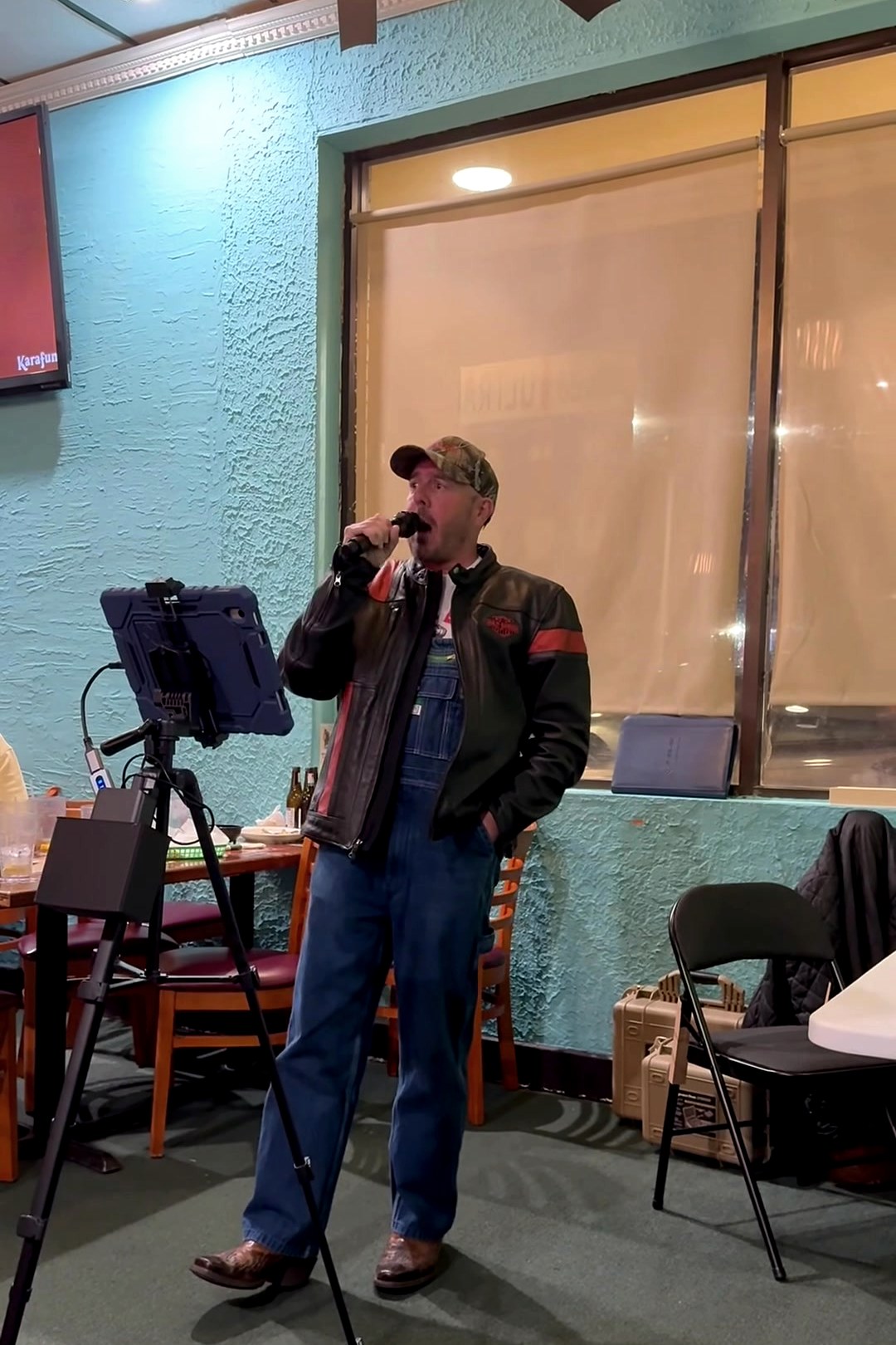 Brian Walters, Country artist from Morganfield, KY on Cranked Up Records