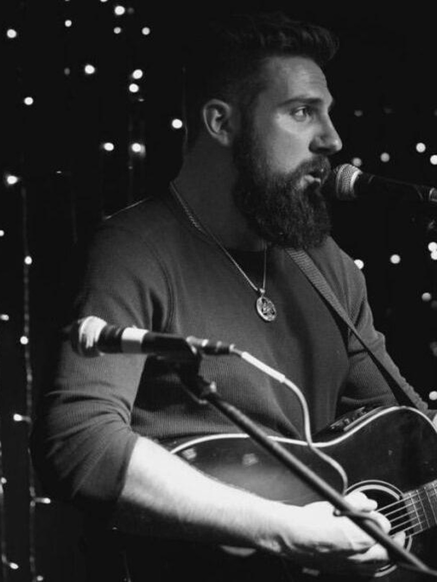 Jarrett Raymond, Country / Americana artist from Charlotte, NC on Cranked Up Records